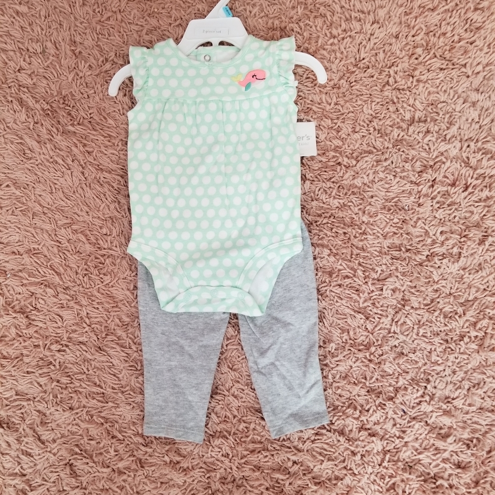 NEW Carter's 6 months 2 piece